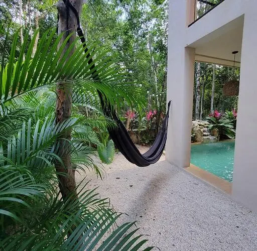 Little Oasis With Private Pool In The Jungle Apartment *